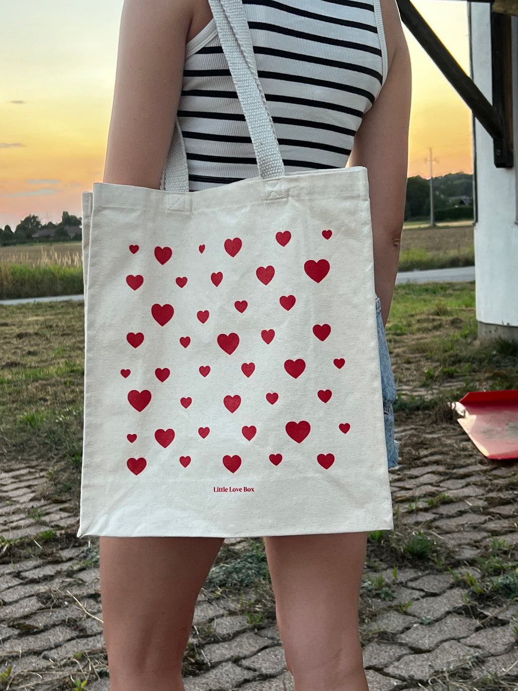 Limitált Little Love Box vászontáska - Szívecskés